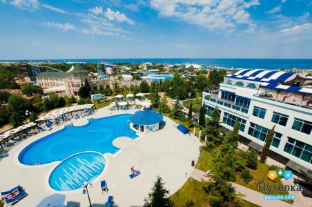Открытый бассейн